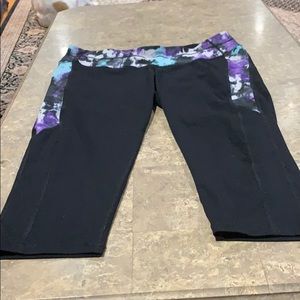Used workout capris